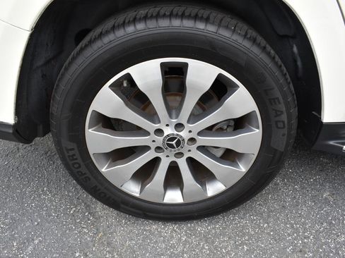 Used 2018 Mercedes-Benz GLS 450 4MATIC w/ Premium Package image 43