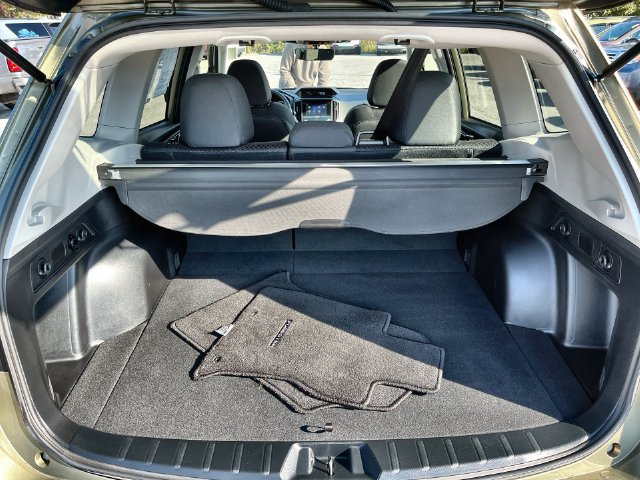 Certified 2024 Subaru Forester Premium AWD/4WD image 29