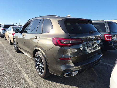Used 2023 BMW X5 xDrive40i w/ M Sport Package image 3