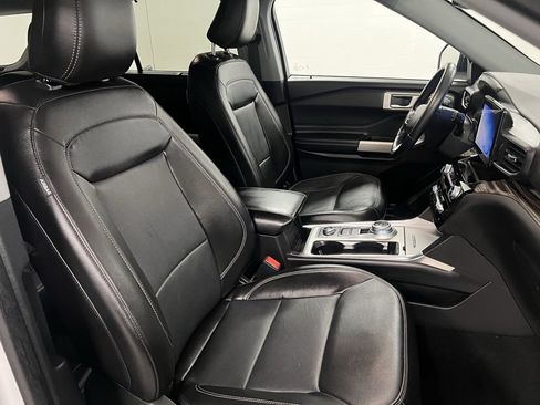 Used 2022 Ford Explorer Limited image 67