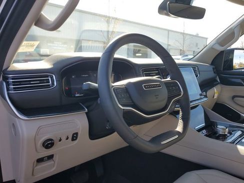 Certified 2024 Jeep Wagoneer 2WD w/ Premium Group I image 22