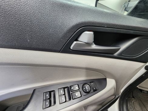 Used 2016 Hyundai Tucson SE w/ Option Group 02 image 8