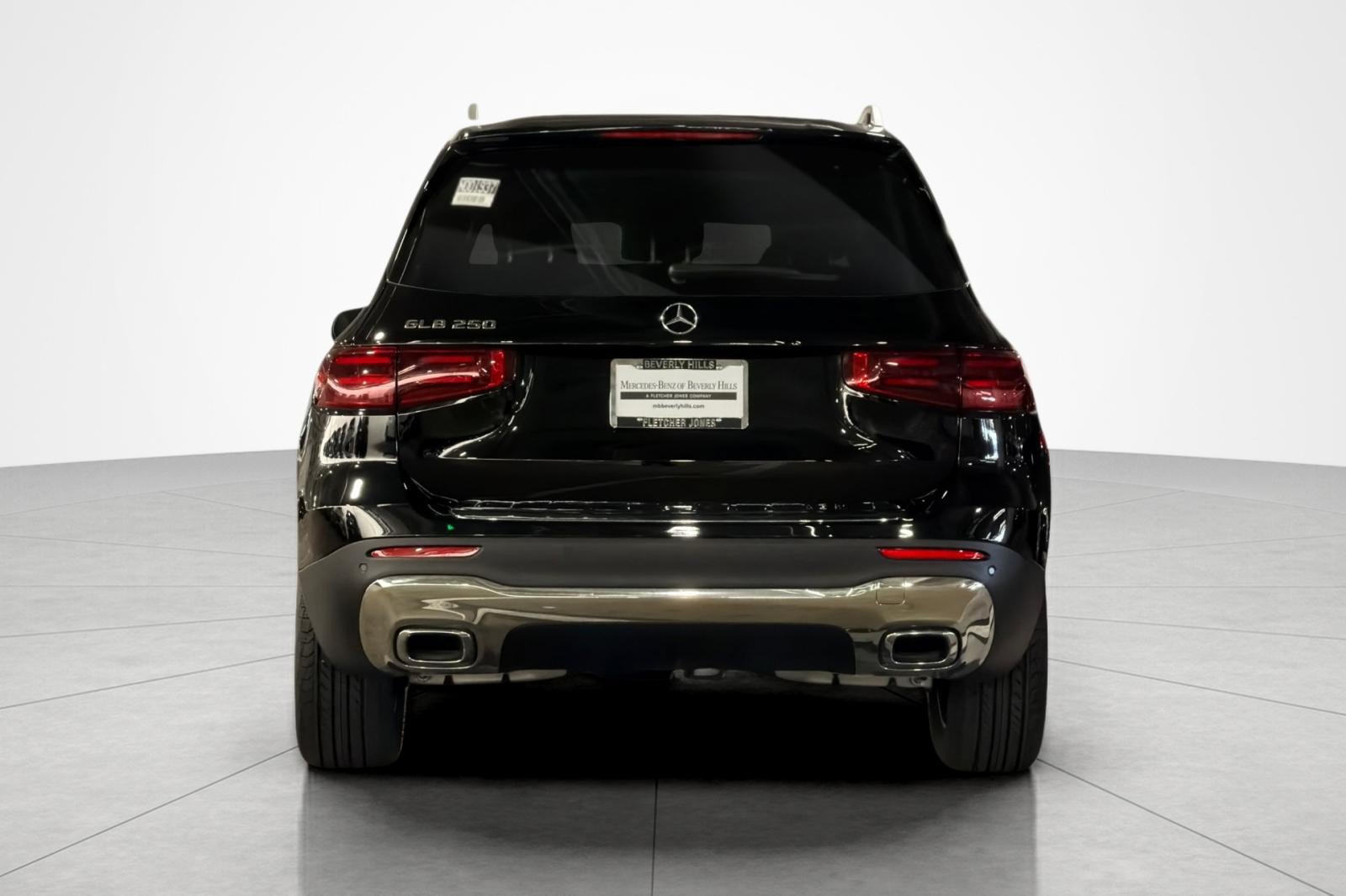 New 2026 Mercedes-Benz GLB 250 image 4