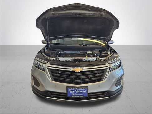 Used 2023 Chevrolet Equinox LT w/ Driver Convenience Package AWD/4WD image 4