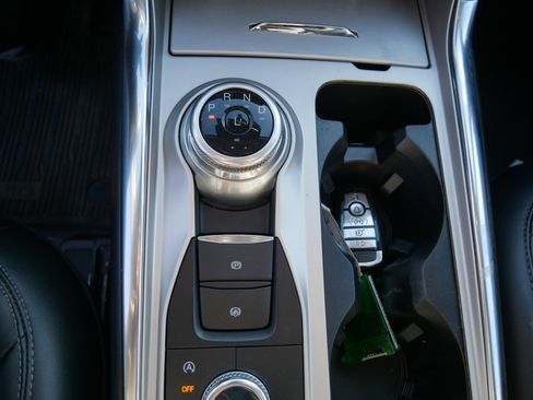 Certified 2022 Ford Explorer XLT w/ Equipment Group 202A image 24