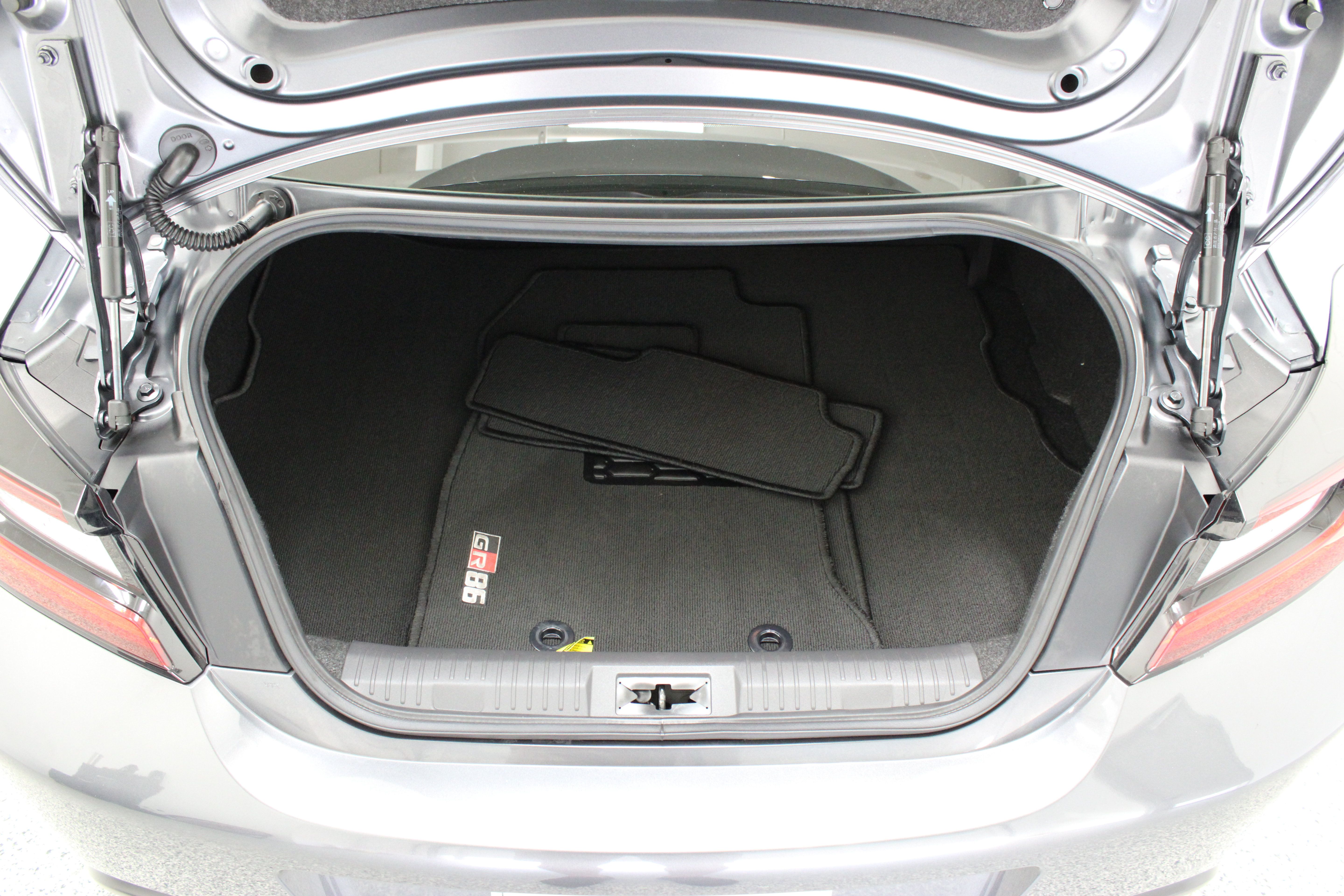 Used 2025 Toyota GR86 Premium RWD image 28