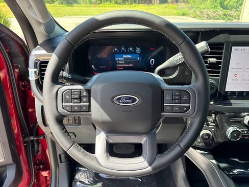 New 2026 Ford F250 Lariat w/ Black Appearance Package AWD/4WD image 16