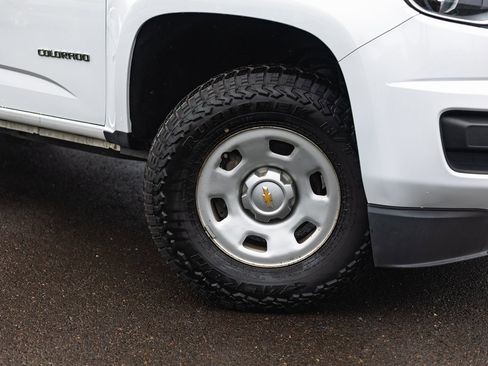 Used 2016 Chevrolet Colorado W/T w/ WT Convenience Package image 4