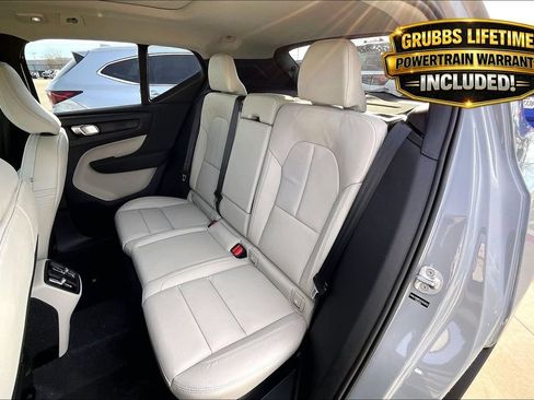 New 2026 Volvo XC40 B5 Ultra w/ Climate Package AWD/4WD image 15