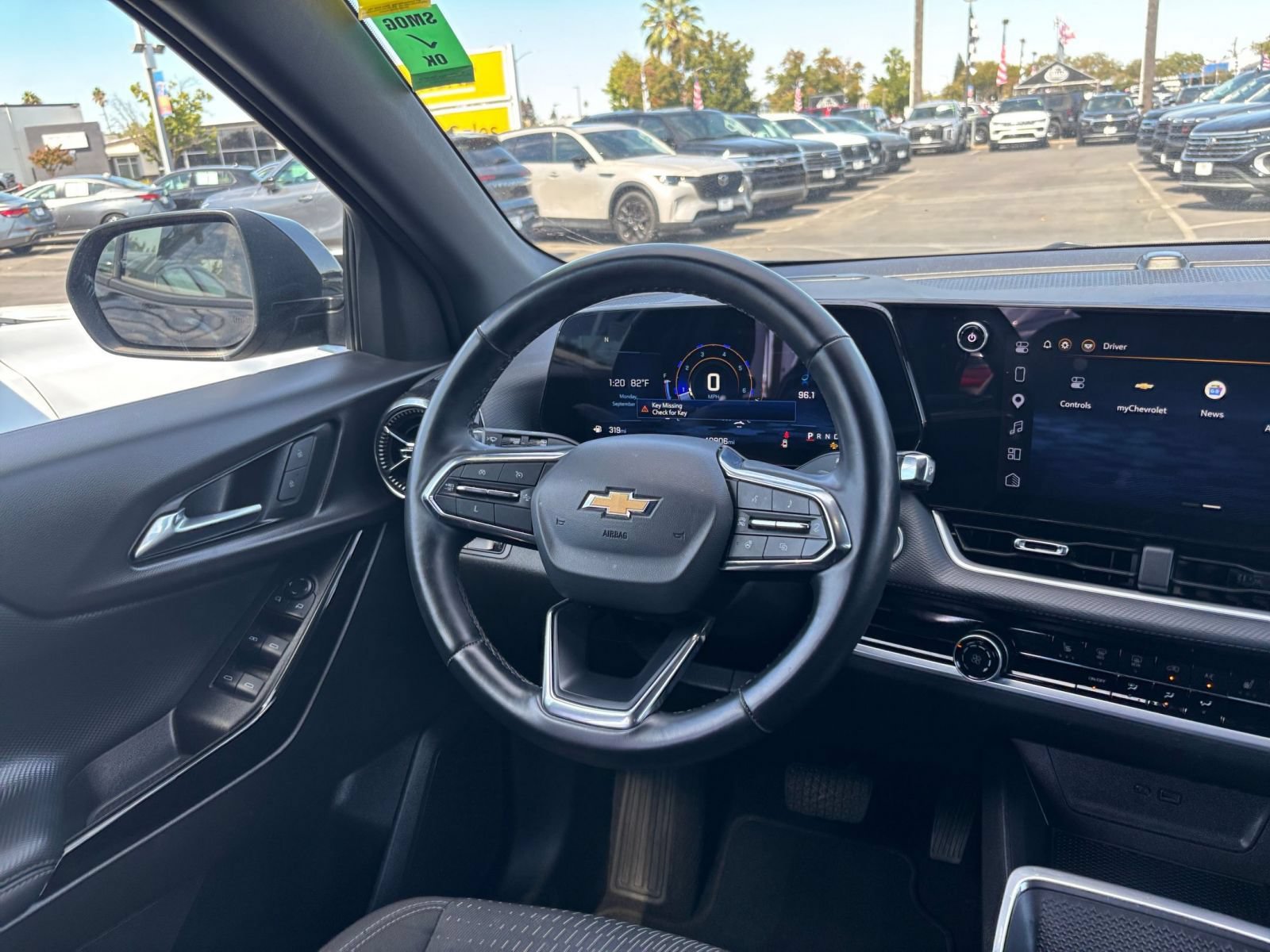 Used 2025 Chevrolet Equinox LT FWD image 34