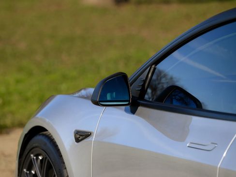 Used 2018 Tesla Model 3 Long Range image 30