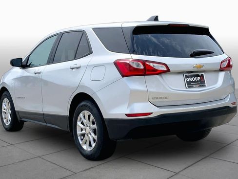 Used 2021 Chevrolet Equinox LS w/ LS Convenience Package FWD image 11