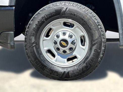 Used 2022 Chevrolet Silverado 2500 W/T w/ WT Convenience Package RWD image 13