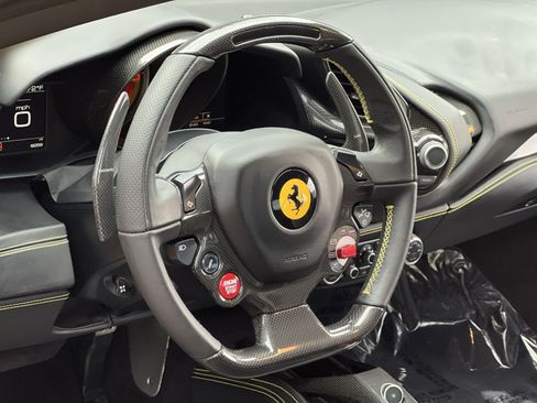 Used 2016 Ferrari 488 GTB RWD image 21