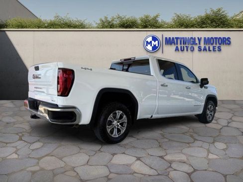 Used 2021 GMC Sierra 1500 SLT w/ SLT Convenience Package image 3