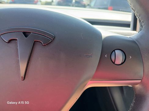 Used 2023 Tesla Model 3 Standard Range image 29
