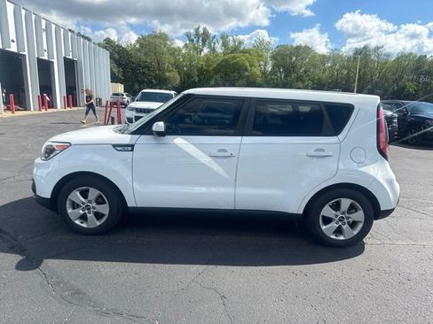 Used 2018 Kia Soul FWD image 5