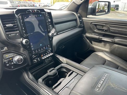 Certified 2022 RAM 1500 Limited w/ Body Color Bumper Group image 18
