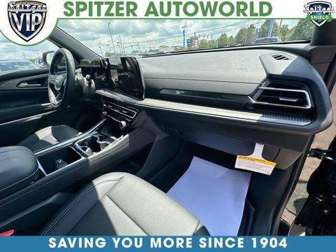 New 2026 Chevrolet Traverse LT w/ LPO, Floor Liner Package AWD/4WD image 30