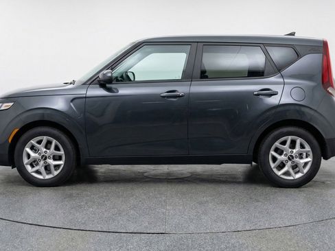 Used 2025 Kia Soul LX w/ LX Technology Package image 5