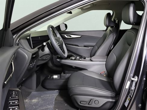 New 2025 Kia EV6 Wind image 11