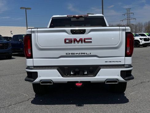 New 2026 GMC Sierra 1500 Denali w/ Denali Reserve Package AWD/4WD image 6