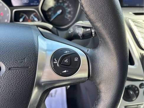 Used 2014 Ford Focus SE w/ Equipment Group 201A image 22