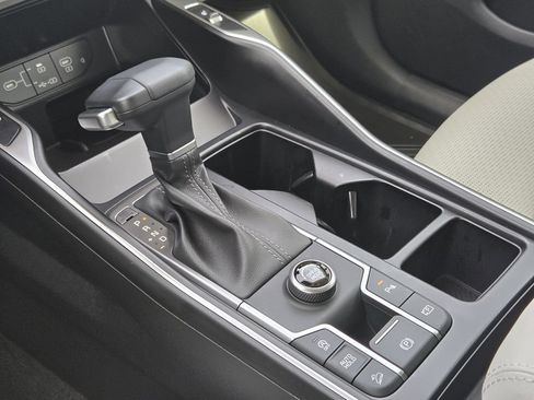 New 2025 Kia Sorento S w/ Panoramic Sunroof Package FWD image 18