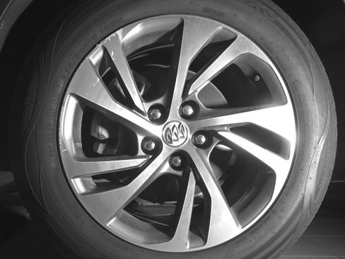 Used 2023 Buick Envision Essence FWD image 15
