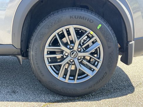 New 2026 Nissan Rogue SV image 27