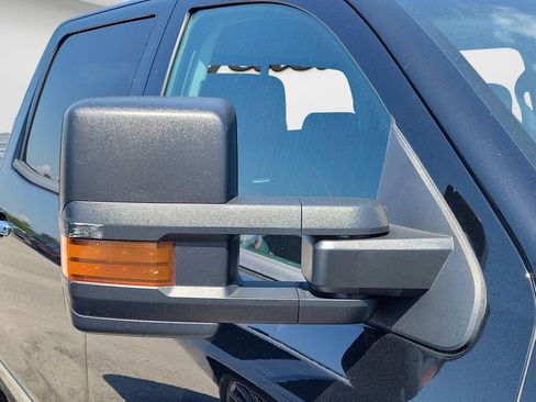 Used 2017 Chevrolet Silverado 3500 LT w/ LT Convenience Package image 4