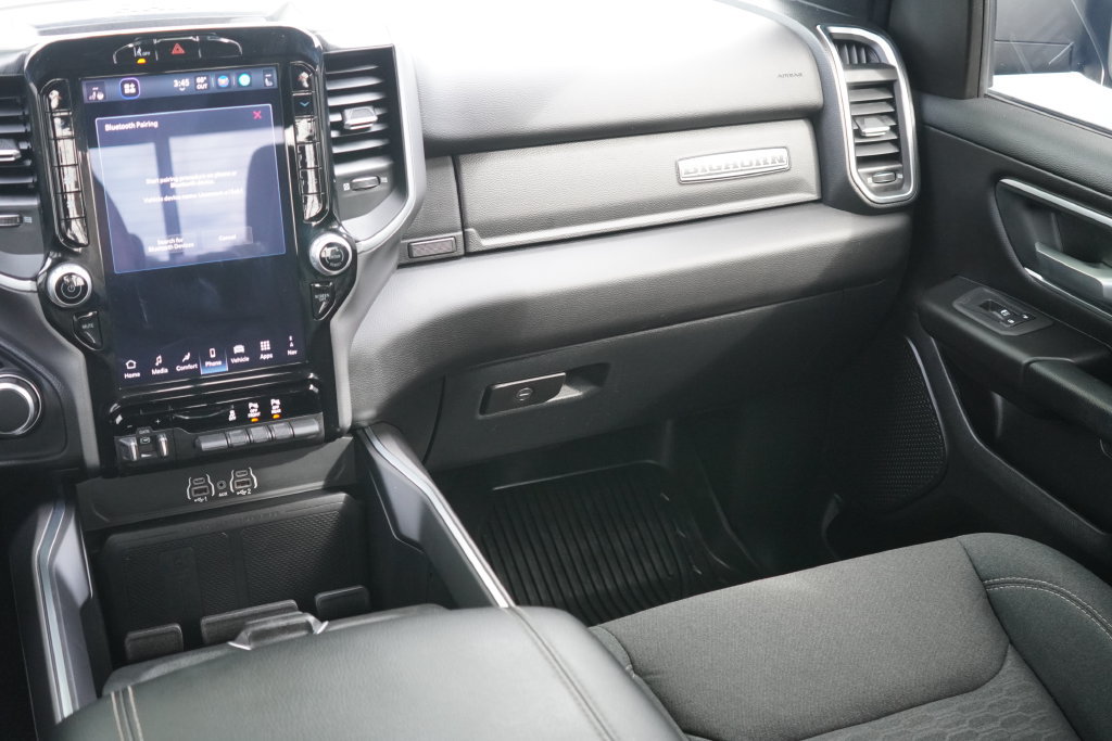 Used 2025 RAM 1500 Big Horn AWD/4WD image 27