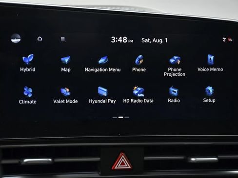Used 2023 Hyundai Elantra Limited FWD image 15