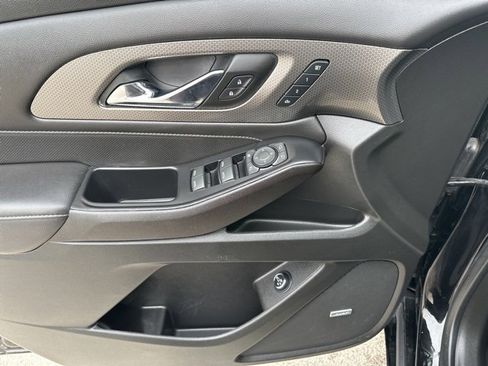 Used 2023 Chevrolet Traverse Premier w/ Redline Edition image 21