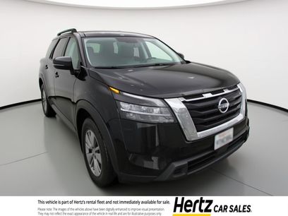Used 2025 Nissan Pathfinder SV