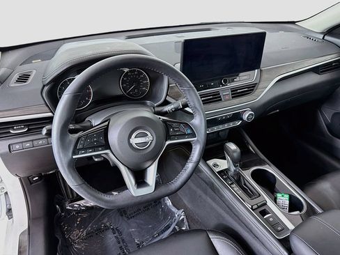 Used 2023 Nissan Altima 2.5 SL AWD/4WD image 22