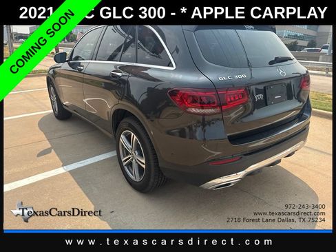 Used 2021 Mercedes-Benz GLC 300 image 2