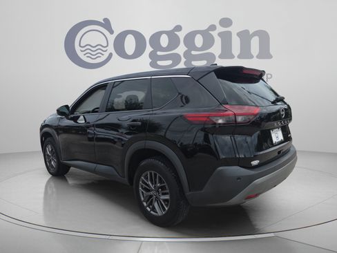 Used 2023 Nissan Rogue S AWD/4WD image 3