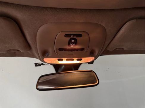 Used 2010 Jaguar XKR R image 18