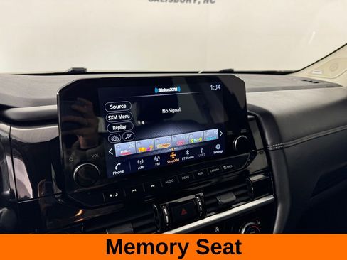 Used 2023 Nissan Pathfinder Platinum w/ Cargo Package image 18