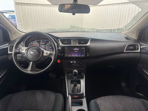 Used 2019 Nissan Sentra SV image 17