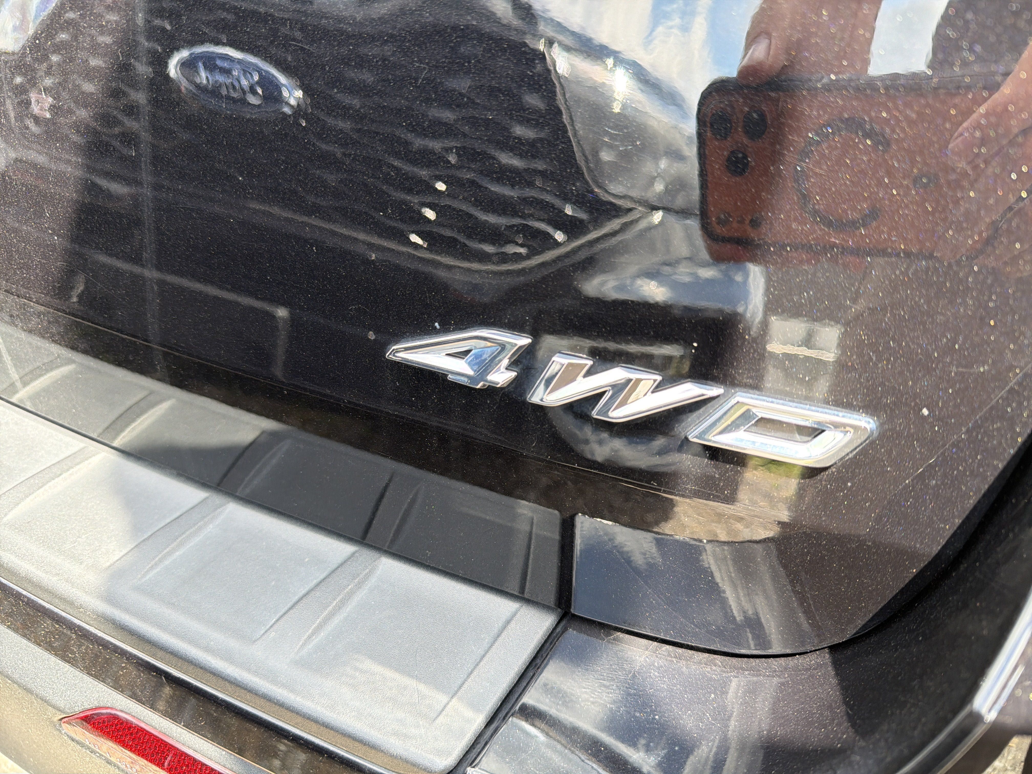 Used 2023 Ford Explorer XLT AWD/4WD image 7