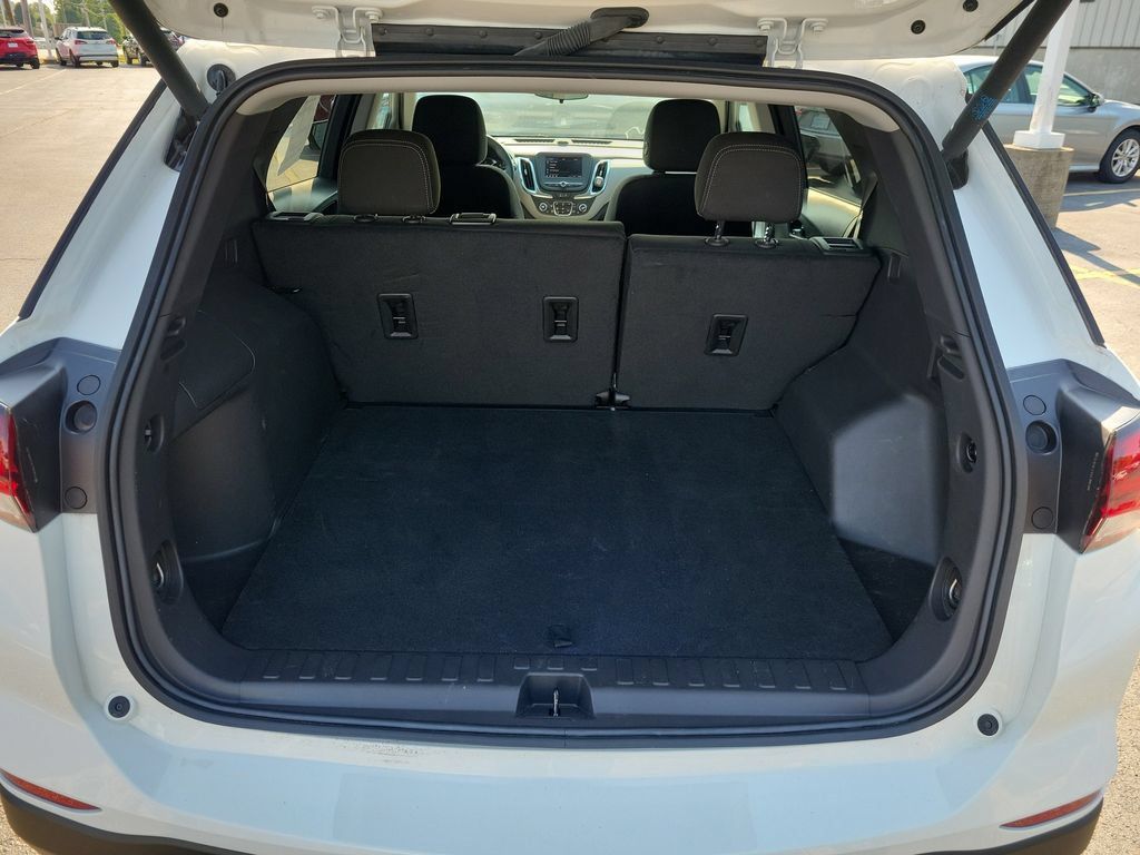 Used 2024 Chevrolet Equinox LT FWD image 12