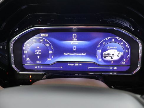 Used 2024 Chevrolet Silverado 1500 LT Trail Boss w/ Convenience Package II image 20