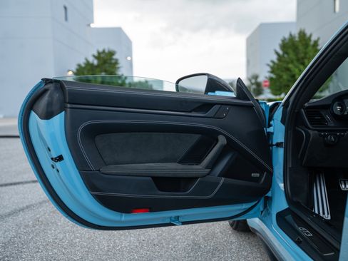 Used 2022 Porsche 911 GT3 RWD image 19