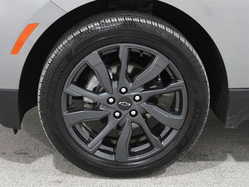 Used 2023 Chevrolet Equinox RS w/ RS Leather Package image 22
