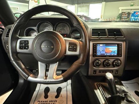 Used 2012 Dodge Challenger SRT8 w/ Premium Sound Group image 16