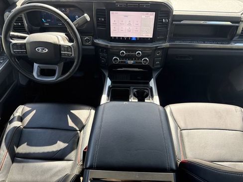Used 2024 Ford F250 Lariat image 11