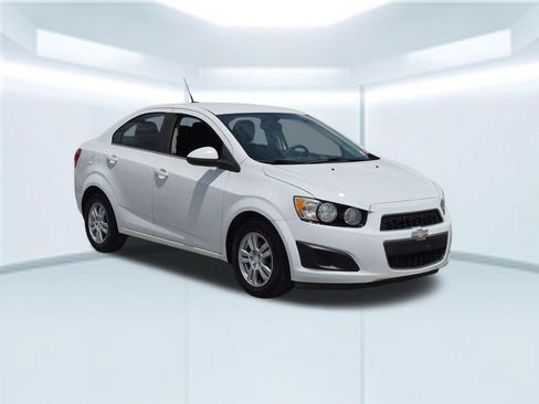 Used 2014 Chevrolet Sonic LT FWD image 8