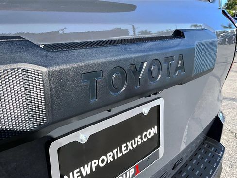 Used 2025 Toyota 4Runner SR5 image 29